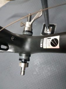 A Shimano Ultegra bottom bracket during press fitting